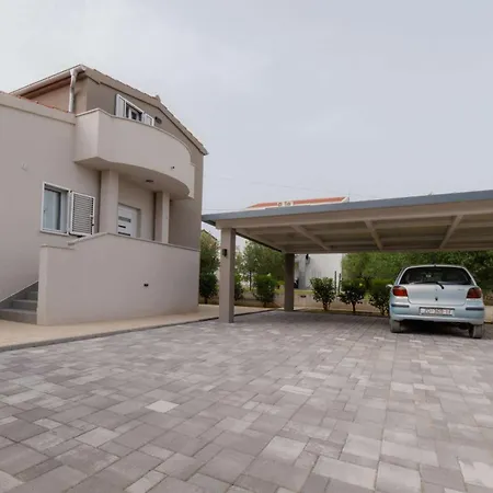 וילה Mare Mar With Pool זאדאר